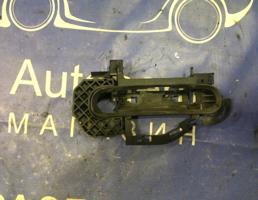 Кронштейн ручки для Audi A6 (C6 4F) 2005-2008  запчасти бу