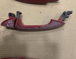 Ручка двери наружная правая для Mercedes-Benz W204 C-classe 2006-2011  запчасти бу