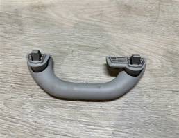 Ручка потолочная для Skoda Octavia (A7) 2013-2017  запчасти бу