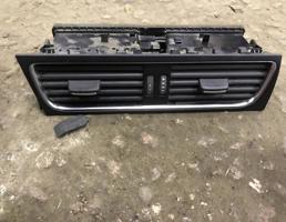 Дефлектор приточного воздуха для Audi A4 (B8) 2007-2012  запчасти бу