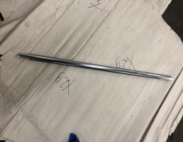 Молдинг стекла двери задней правой для Mercedes-Benz W213 E-classe  запчасти бу