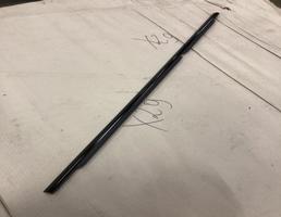 Молдинг стекла двери задней правой для Mercedes-Benz W166 X166 GLS 2015-2019  запчасти бу