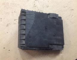 Крышка блока предохранителей для Volkswagen Golf V 2003-2009  запчасти бу