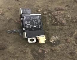 Усилитель антенны для Audi A3 [8P1] 2003-2008  запчасти бу