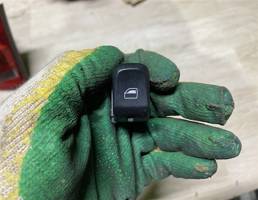 Кнопка стеклоподъемника для Audi A4 (B8) 2007-2012  запчасти бу