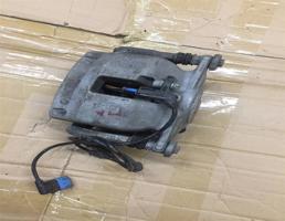 Суппорт передний правый для Mercedes-Benz W205 C-classe 2014-2018  запчасти бу