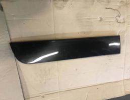 Молдинг задней правой двери для BMW X4 F26 2014-2018  запчасти бу