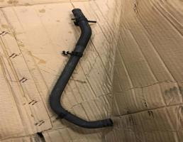 Патрубок системы охлаждения  для Volkswagen Touareg 7L 2002-2006  запчасти бу