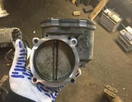 Дроссельная заслонка для Volkswagen Touareg 7L 2002-2006  запчасти бу