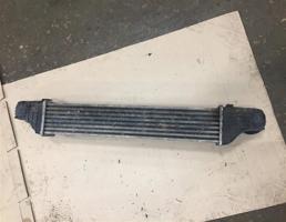 Интеркулер для Mercedes-Benz W219 CLS 2004-2010  запчасти бу