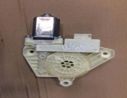 Мотор стеклоподъемника для Mercedes-Benz W205 C-classe 2014-2018  запчасти бу