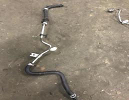 Трубка для Audi A4 (B8) 2007-2012  запчасти бу
