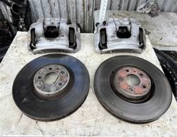 Комплект суппортов передних для Audi A6 (C7 4G)2011-2014  запчасти бу