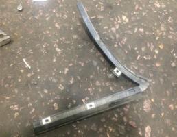 Направляющая заднего бампера правая для Volkswagen Passat (B5) 1996-2000  запчасти бу