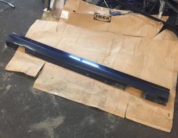 Накладка порога для Mercedes-Benz W204 C-classe 2011-2015 рестайлинг  запчасти бу