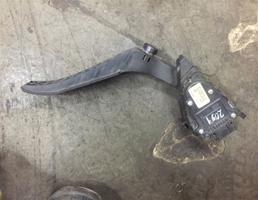 Педаль газа для Volkswagen Touareg NF 2010 -2014  запчасти бу