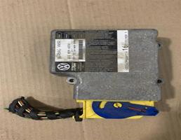 Блок управления AIR BAG для Volkswagen Passat (B6) 2005-2010  запчасти бу
