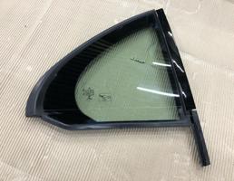 Стекло двери задней правой (форточка) для Mercedes-Benz W213 E-classe  запчасти бу