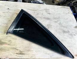 стекло заднее левое глухое для Audi A6 (C7 4G)2011-2014  запчасти бу