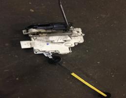 Замок двери задней правой для Audi A6 (C6 4F) 2005-2008  запчасти бу