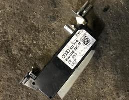 Усилитель антенны для Audi Q7 (4L)  2005 - 2009  запчасти бу