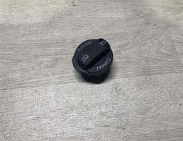 Крышка топливного бака для Volkswagen Golf VI 2009-2012  запчасти бу