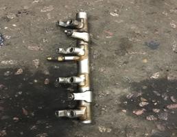 Распределитель топлива для Audi Q7 (4L)  2005 - 2009  запчасти бу