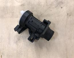 Личинка замка багажника для Mercedes-Benz W205 C-classe 2014-2018  запчасти бу