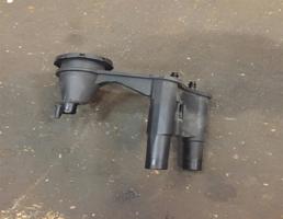 Маслоотделитель для Land Rover Range Rover Sport L320 2005-  запчасти бу