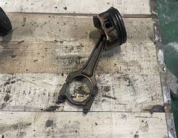 Поршень с шатуном для BMW 3-серия E90/E91 2005>  запчасти бу