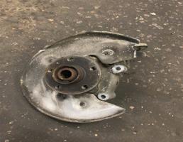 Кулак поворотный задний левый для Audi A6 (C7 4G)2011-2014  запчасти бу