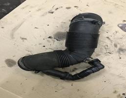 Патрубок для Volkswagen Passat (B6) 2005-2010  запчасти бу