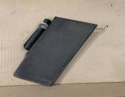 Накладка площадки отдыха ноги для Volkswagen Passat (B6) 2005-2010  запчасти бу