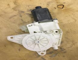 Мотор стеклоподъемника для Mercedes-Benz W166 ML 2011-2015  запчасти бу