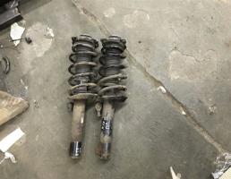 Стойки в сборе к-т для Skoda Superb 2008-2015  запчасти бу