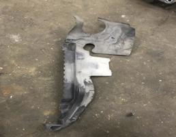 Воздуховод радиатора правый для Audi A6 (C6 4F) 2005-2008  запчасти бу