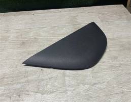 Накладка для Volkswagen Golf VI 2009-2012  запчасти бу