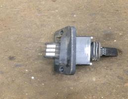 Концевой выключатель для Volkswagen Caddy III 2004-2010  запчасти бу