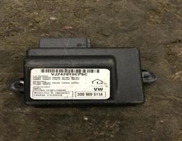 Блок управления для Volkswagen Touran 2003-2010  запчасти бу