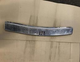 Накладка замка крышки багажника для Volkswagen Touareg 7L 2007-2010  запчасти бу