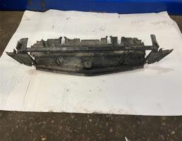 Воздуховод радиатора для Mercedes-Benz W204 C-classe 2011-2015 рестайлинг  запчасти бу