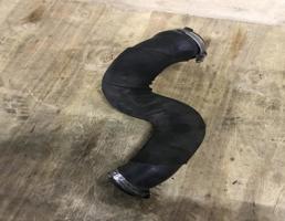 Патрубок интеркулера для Audi Q5 (8R) 2009-2012  запчасти бу