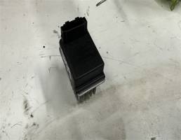 Резистор отопителя для Audi A6 (C5) 2001-2004 рестайлинг  запчасти бу