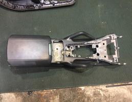 Центральная консоль туннель для Porsche Cayenne 958 2010-2014  запчасти бу