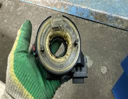 Подрулевое кольцо (шлейф) для Volkswagen Passat (B6) 2005-2010  запчасти бу