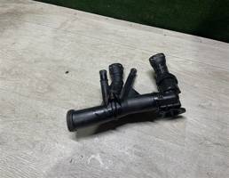 Корпус термостата для Skoda Octavia (A7) 2013-2017  запчасти бу