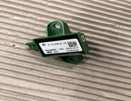 Датчик удара (Airbag) для Mercedes-Benz W212 E-Klasse 2010-  запчасти бу