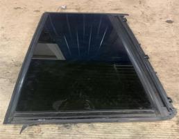 Стекло двери задней левой (форточка) для Mercedes-Benz W166 X166 GLS 2015-2019  запчасти бу