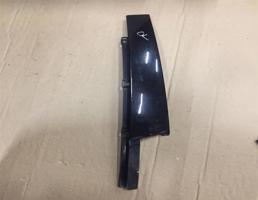 Накладка двери передней левой для Audi A4 (B9) 2015-2020  запчасти бу