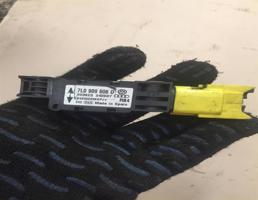 Датчик ускорения для Volkswagen Touareg 7L 2007-2010  запчасти бу